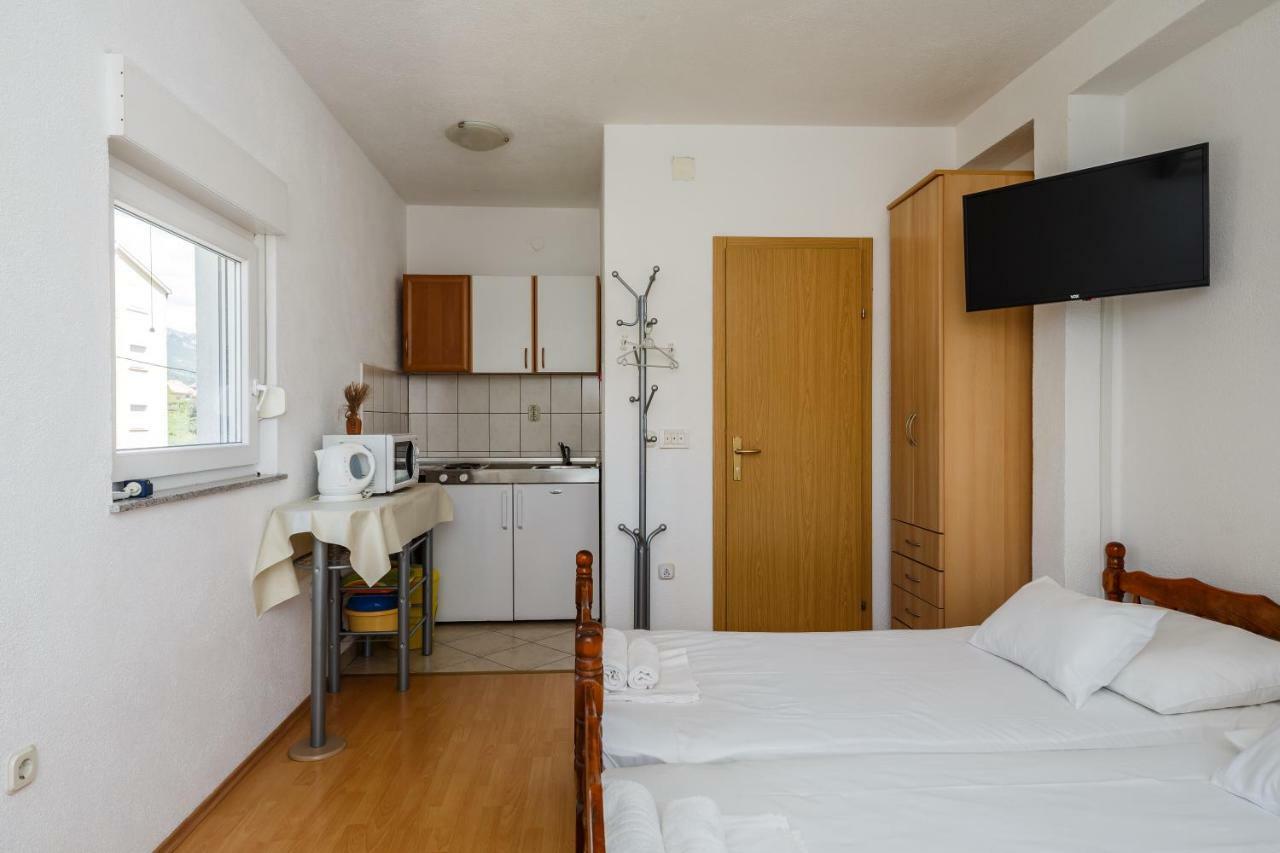 Kaštela Apartments Mila מראה חיצוני תמונה