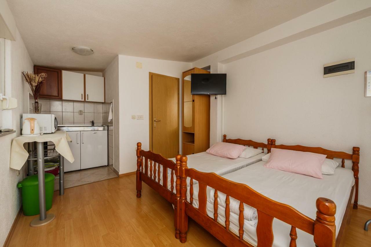 Kaštela Apartments Mila מראה חיצוני תמונה
