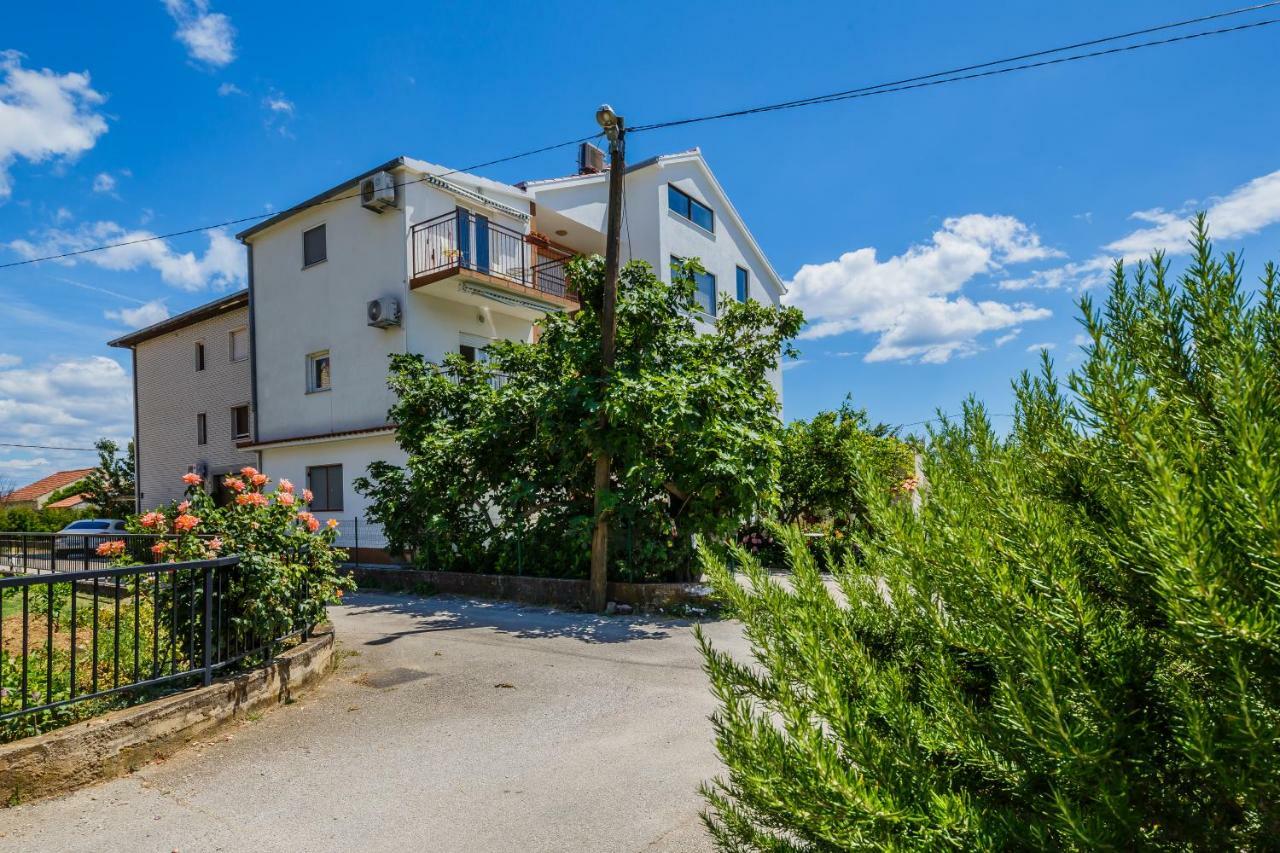 Kaštela Apartments Mila מראה חיצוני תמונה