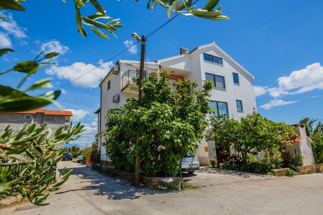 Kaštela Apartments Mila מראה חיצוני תמונה