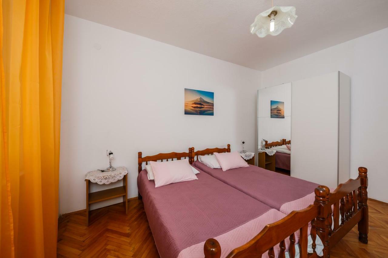 Kaštela Apartments Mila מראה חיצוני תמונה